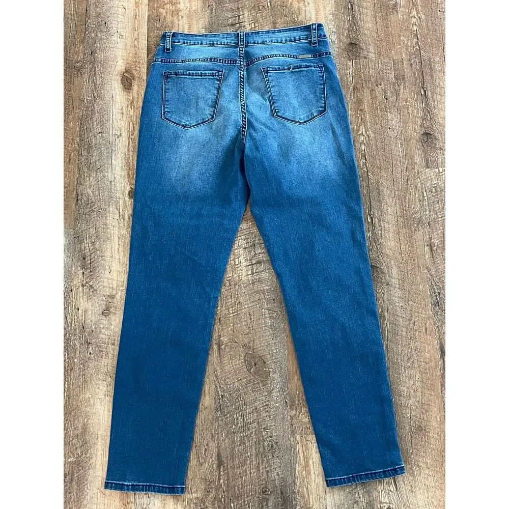 KanCan ladies jeans 13/30 sstraight leg, medium wash